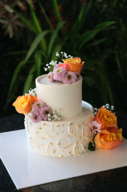 Butik Katlı Turuncu ve Mor Şakayıklar