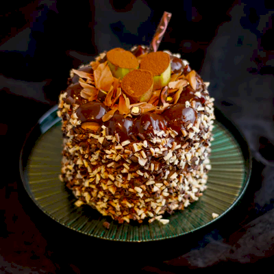 7-8 Kişilik Profiterollü Pasta