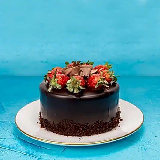 4-6 Kiilik Çilekli Çikolatal Pasta Meyve
