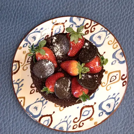 4-6 Kiilik Oreo Çilek Pasta