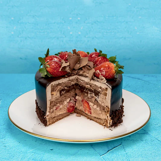 7-8 Kiilik Çilekli Çikolatal Pasta Meyve