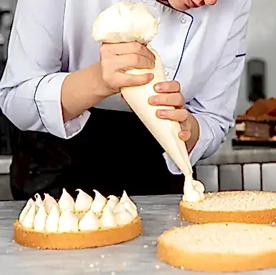 Kendi Motto Pastan Olutur